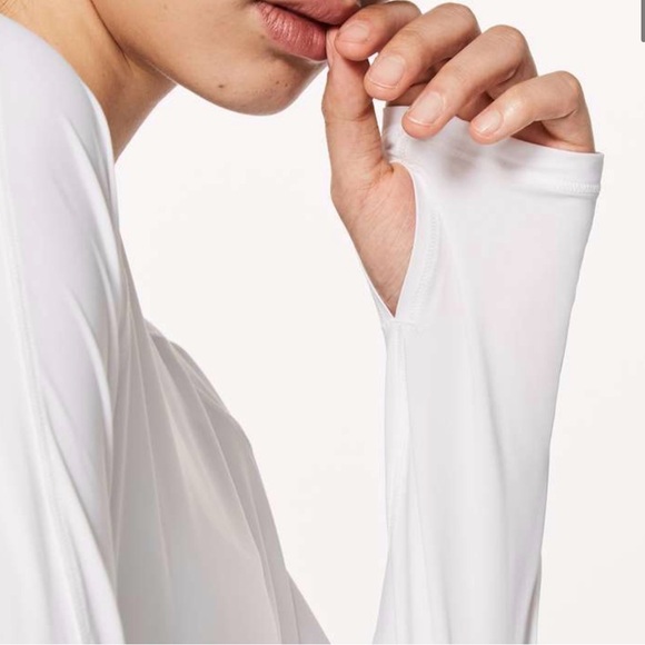 Lululemon Quick Pace Long Sleeve Top- white size 12 loose fitting - Picture 8 of 10